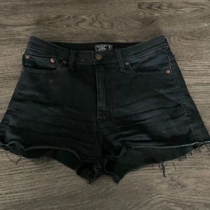 Abercrombie black cut off short stretch high rise